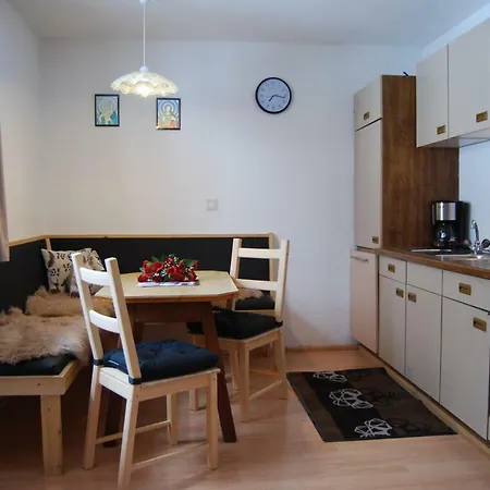 Holiday home Haus Leo Monika Hausling