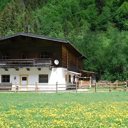 Holiday home Haus Leo Monika